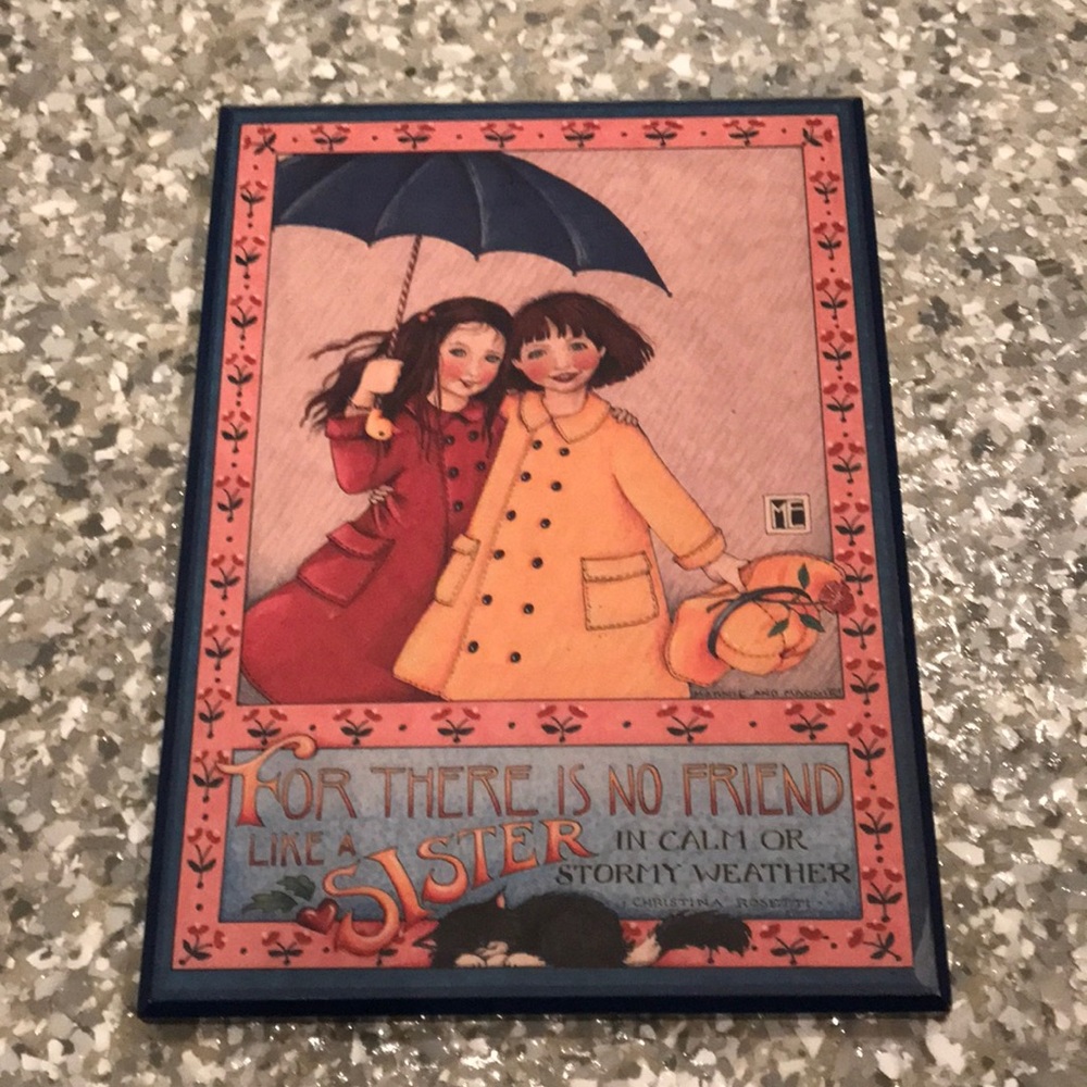 Sister wall hanging